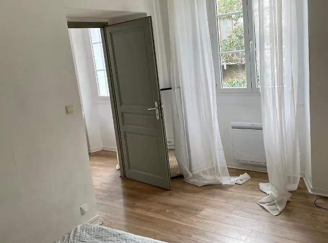 Castagno - Hyper Centre - T3 Appartement *
